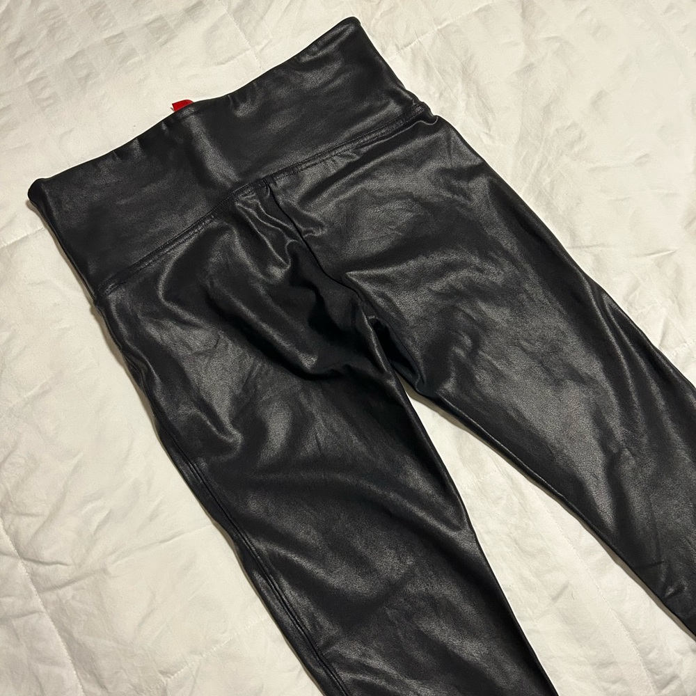 Petite Spanx Faux Leather Leggings